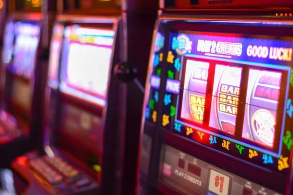 club judi Game Demo interface showing football markets and live-dealer table options